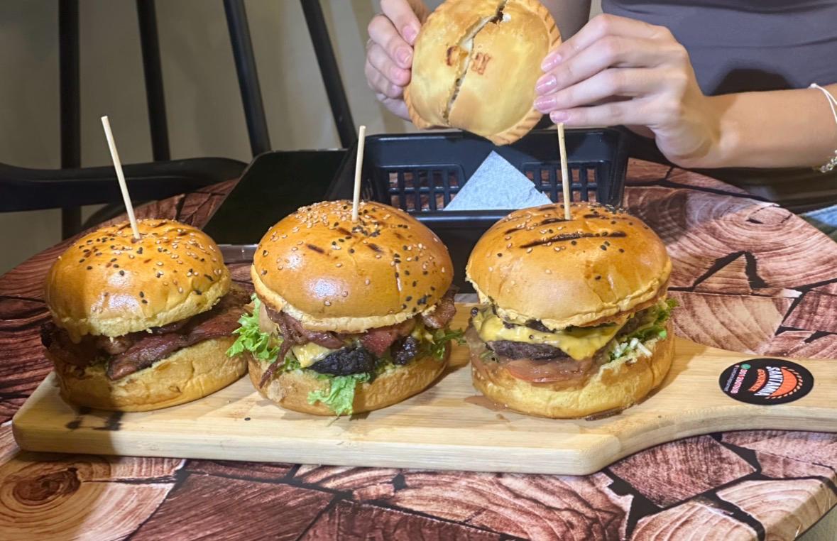 Hamburguesas artesanales y pastel gourmet Santamia